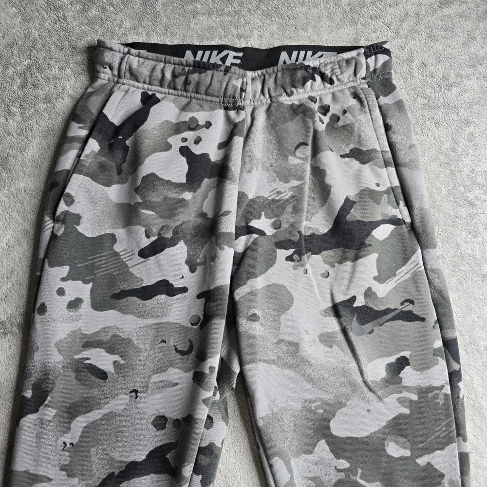 Nike joggers mens